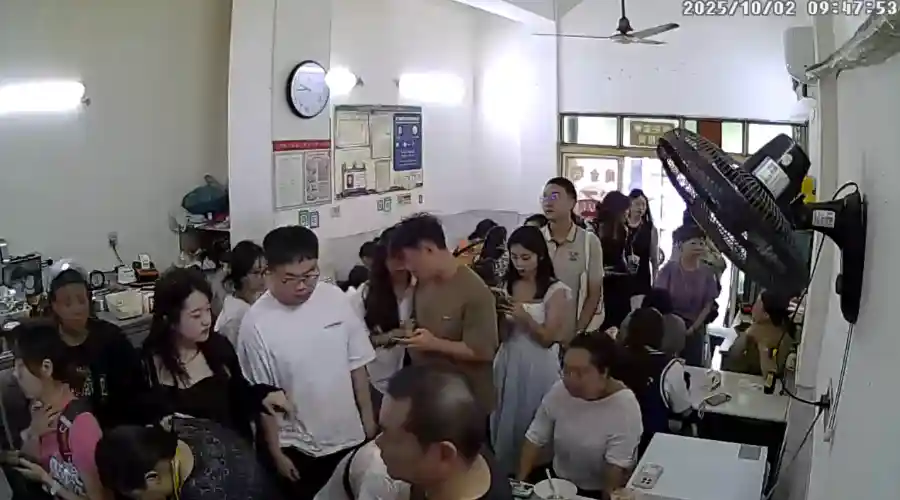 黄金周新玩法：舌尖上的城市争夺战