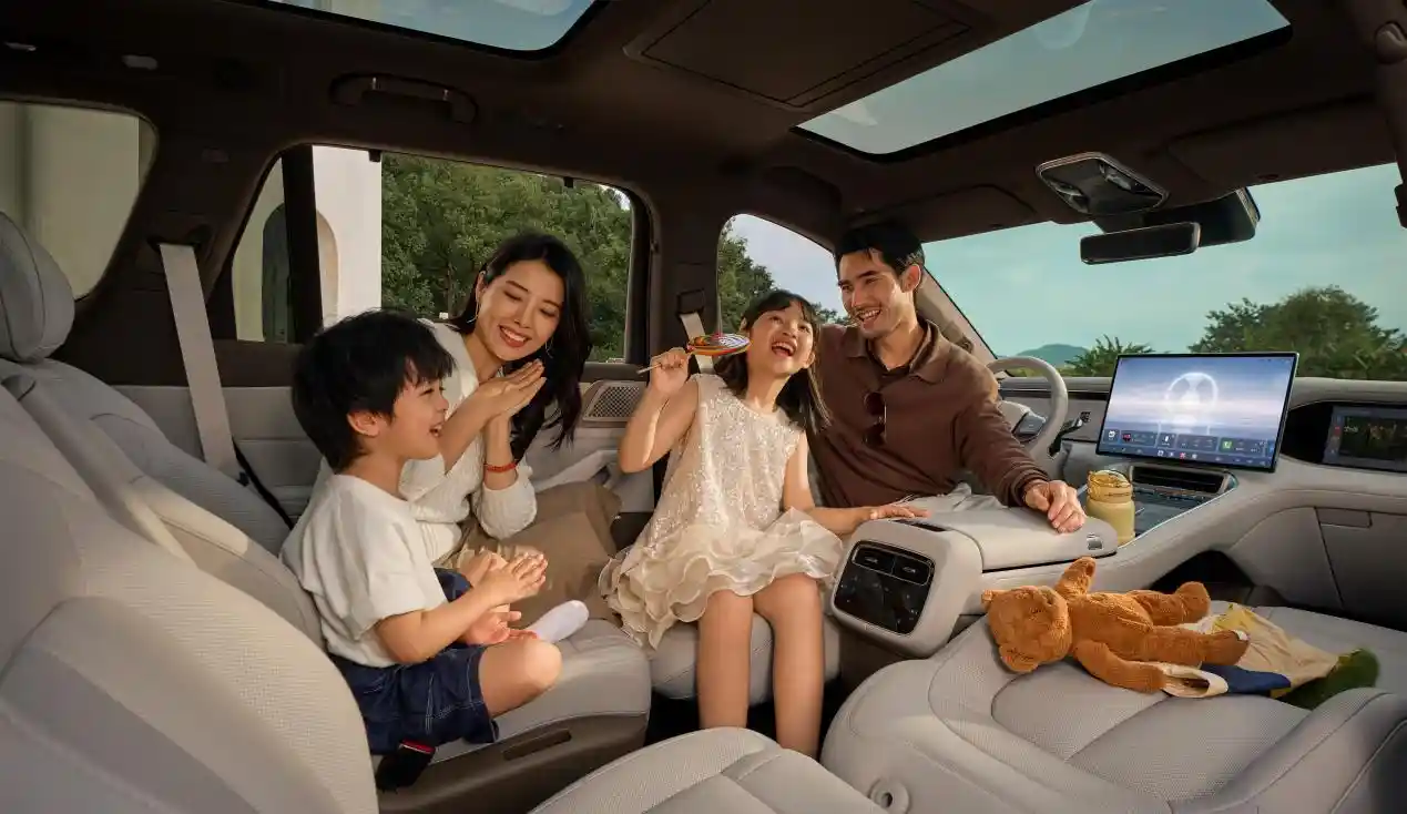 29.98万起！腾势N8L重塑豪华SUV新标杆，定义五心三感出行美学