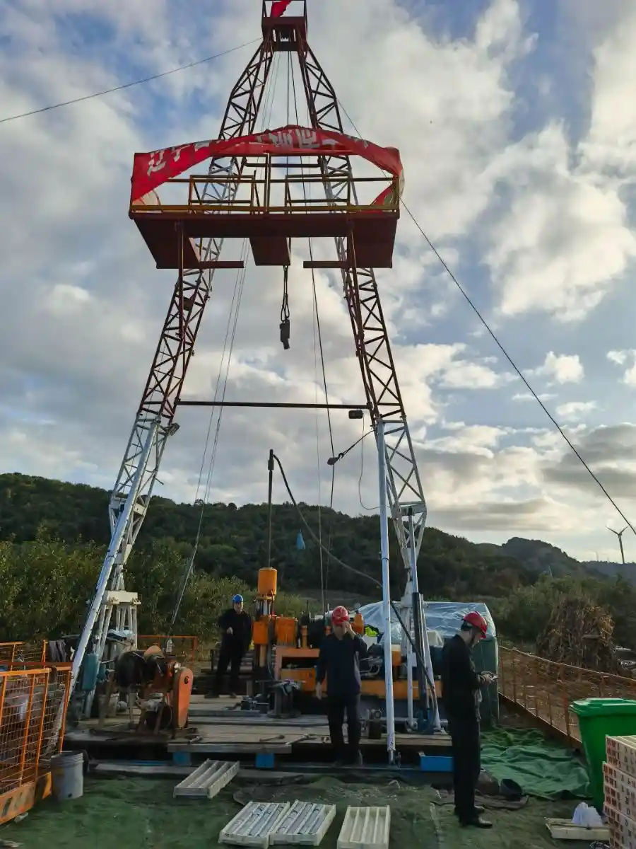 惊世发现！我国探明首个千吨级超级金矿，储量高达1444.49吨震撼业界