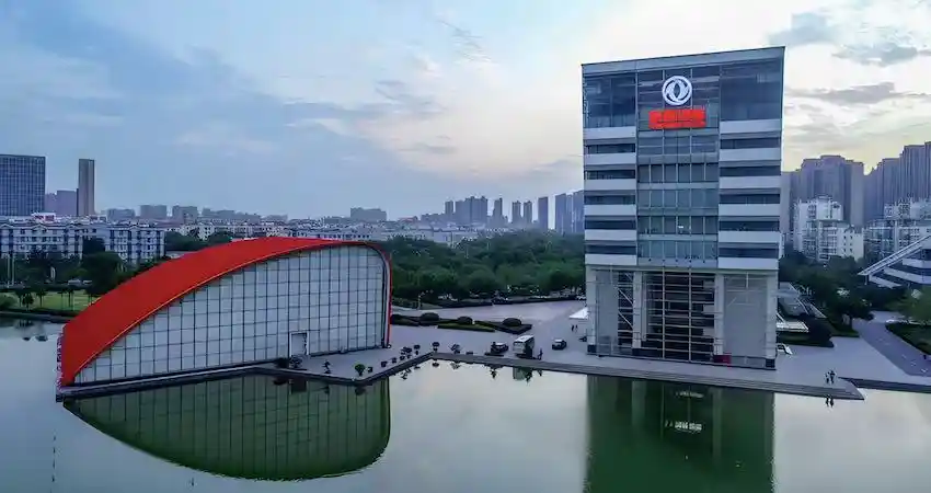 华为深度赋能东风新合资，智领越野新赛道