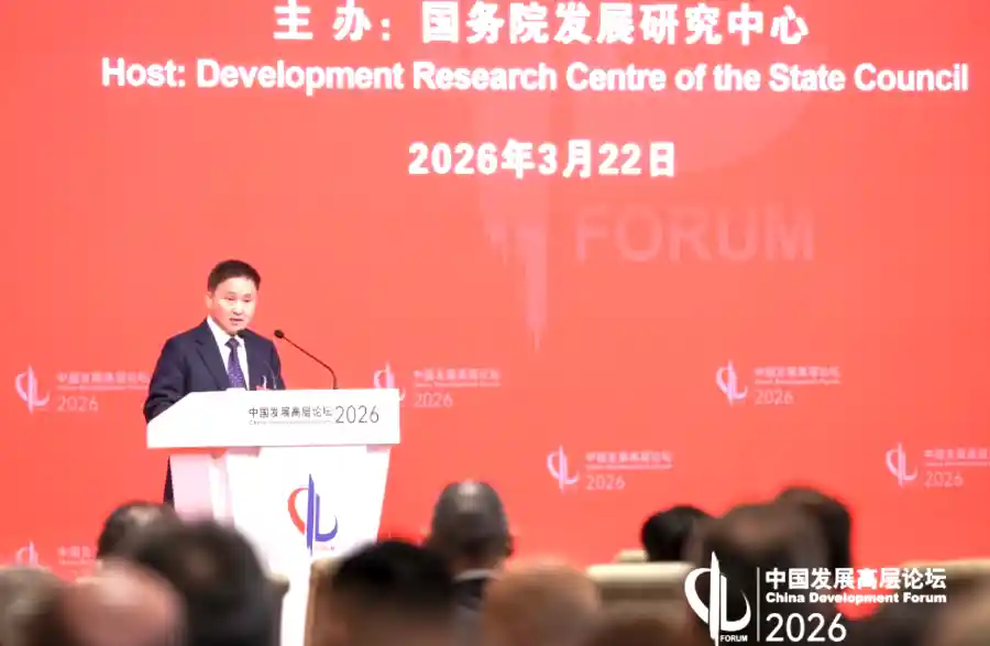 潘功胜重磅发声：金融活水加速涌入新质生产力主战场