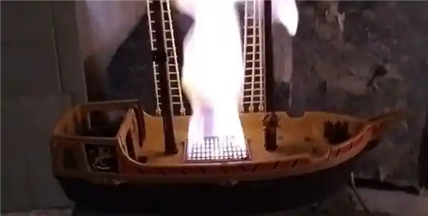 海上幽灵船谜团：整艘船完好无损，船员却神秘消失