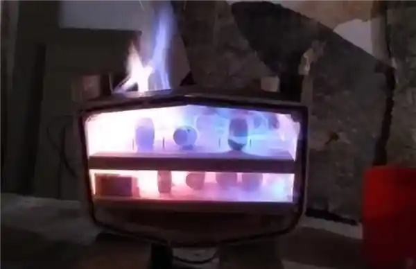 海上幽灵船谜团：整艘船完好无损，船员却神秘消失